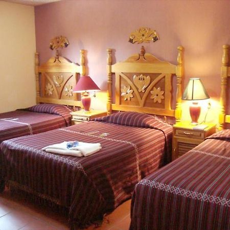 Hotel Y Restaurante Villa Nebaj Zewnętrze zdjęcie