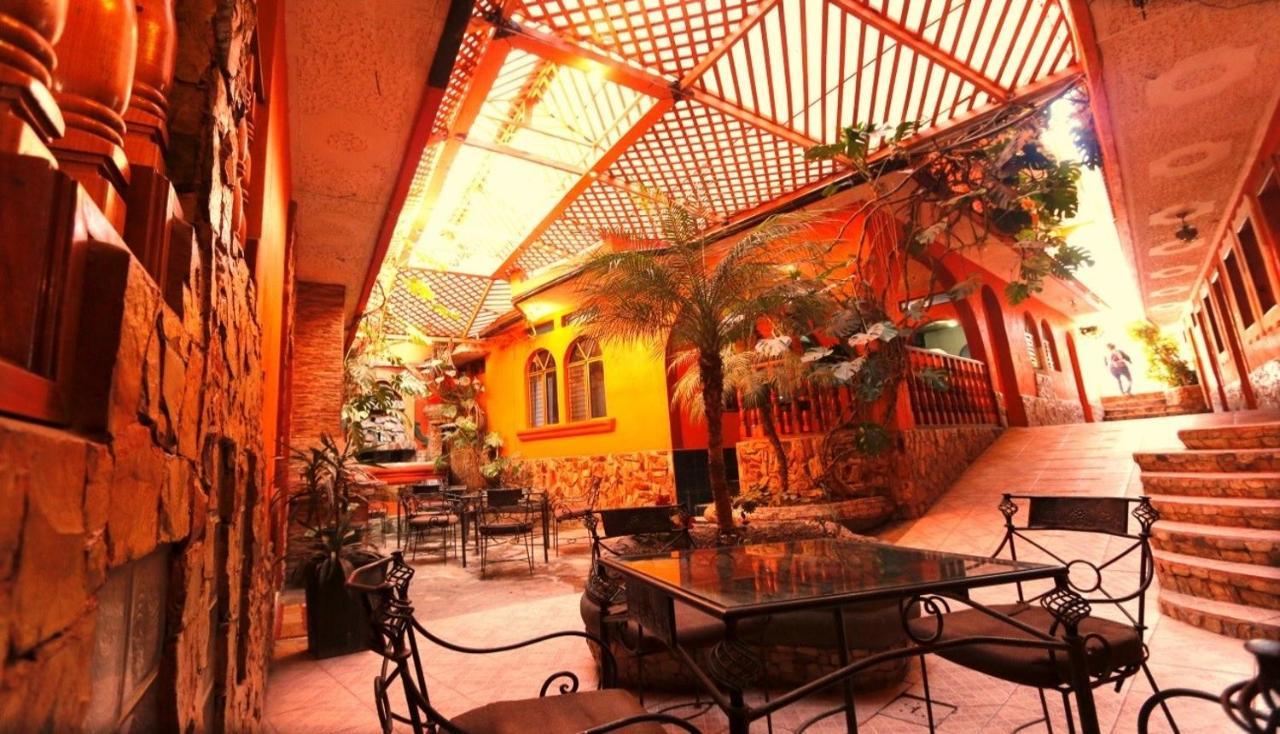 Hotel Y Restaurante Villa Nebaj Zewnętrze zdjęcie